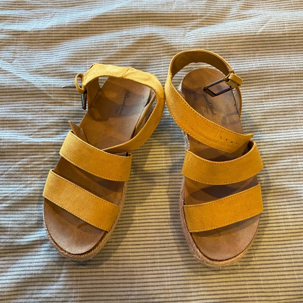 Platform sandals!